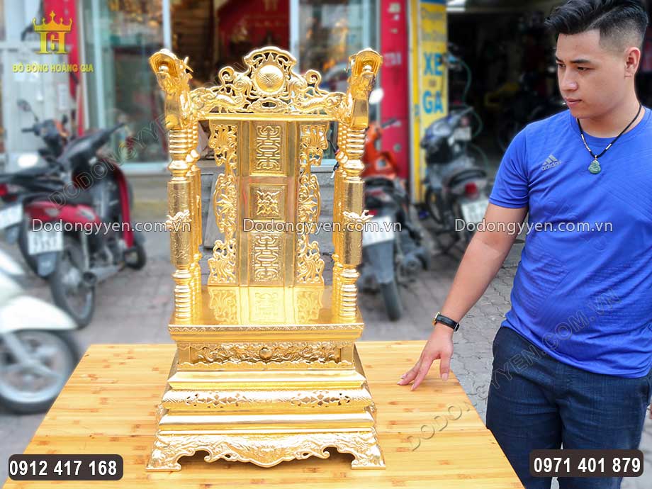 Ngai thờ gia ti&ecirc;n gi&uacute;p thể hiện tấm l&ograve;ng th&agrave;nh k&iacute;nh, sự tưởng nhớ  của con ch&aacute;u 